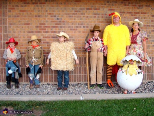 Farmer Family Halloween Costumes