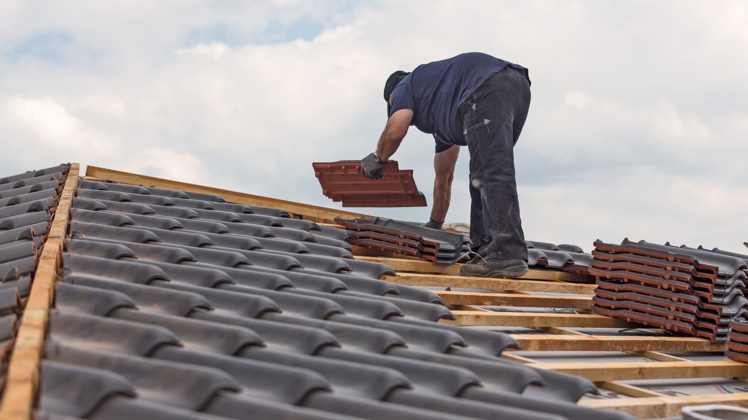 8 Roof Renovation Benefits: Elevating Your Home Through a New Roof