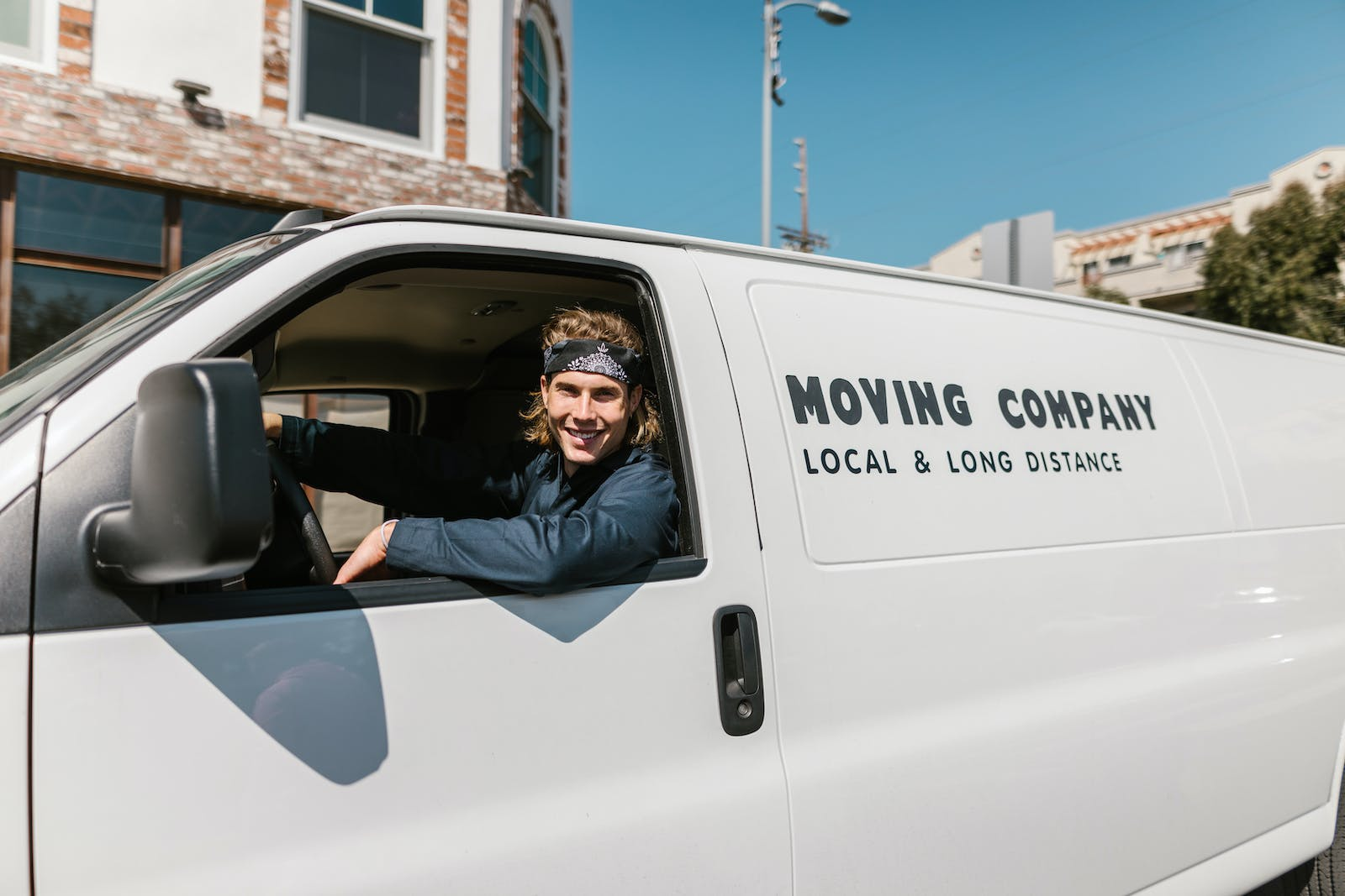 The Costs of Hiring a Moving Company: A Comprehensive Guide