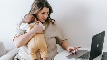 Busy Mommy Nourished Baby: The Breast Pump Connection