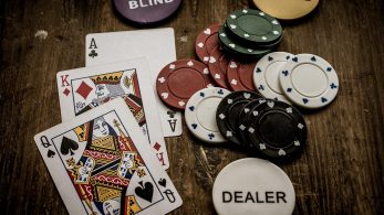 10 Ways Poker Can Help You In Real Life Situations