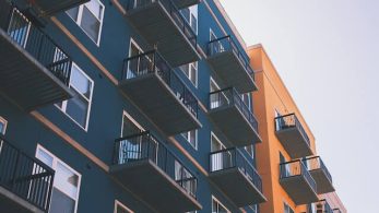 Surviving the Apartment Hunt: a Step-by-step Guide for College Students